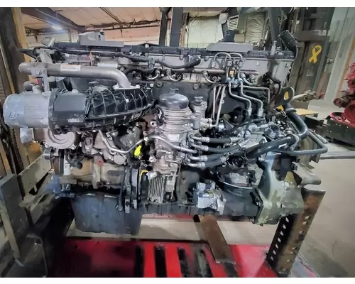 DETROIT DD15 Engine Assembly