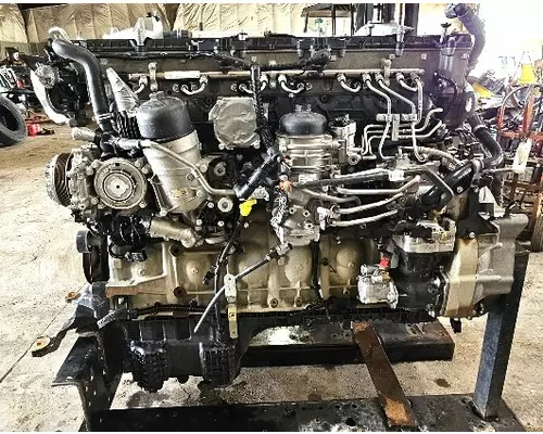 DETROIT DD15 Engine Assembly