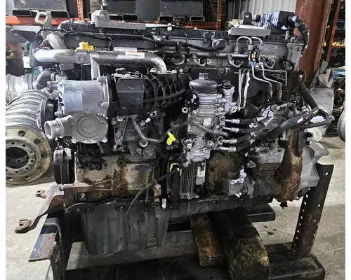 DETROIT DD15 Engine Assembly