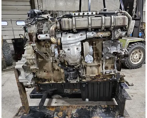 DETROIT DD15 Engine Assembly