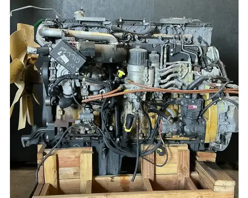 DETROIT DD15 Engine Assembly
