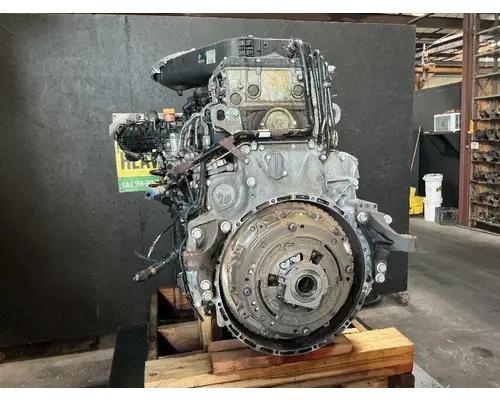 DETROIT DD15 Engine Assembly