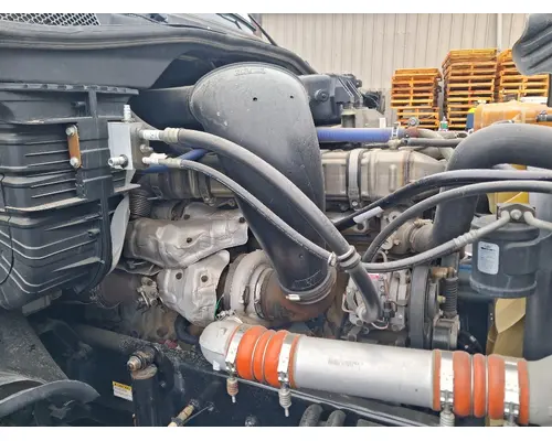 DETROIT DD15 Engine Assembly