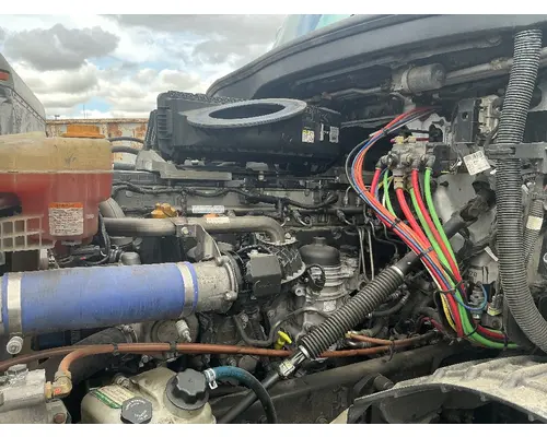 DETROIT DD15 Engine Assembly