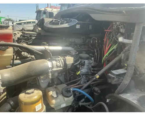 DETROIT DD15 Engine Assembly