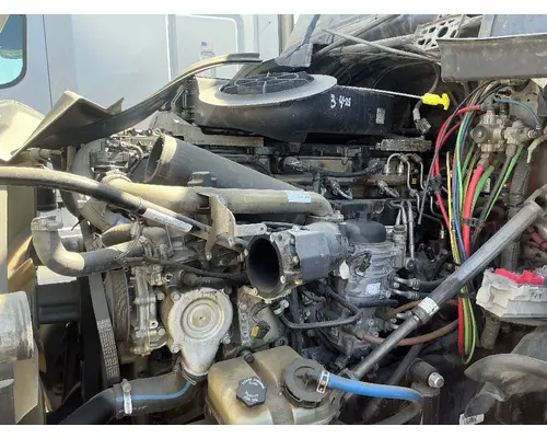 DETROIT DD15 Engine Assembly