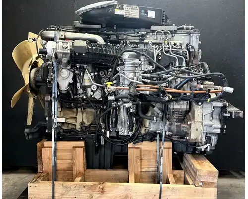 DETROIT DD15 Engine Assembly