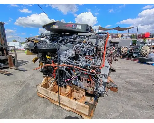 DETROIT DD15 Engine Assembly