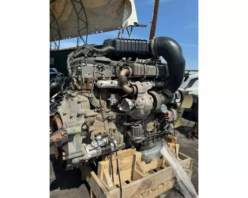 DETROIT DD15 Engine Assembly