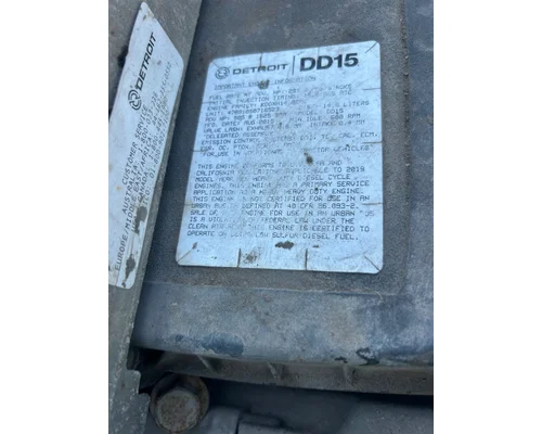 DETROIT DD15 Engine Assembly