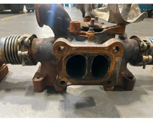 DETROIT DD15 Exhaust Manifold