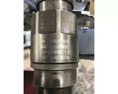 DETROIT DD15 FUEL INJECTOR