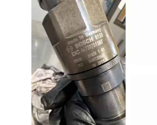 DETROIT DD15 Fuel Injector