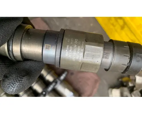 DETROIT DD15 Fuel Injector