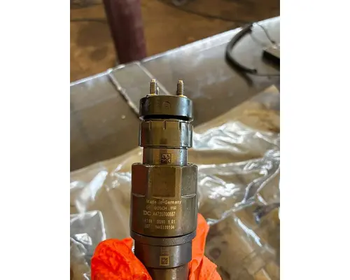 DETROIT DD15 Fuel Injector