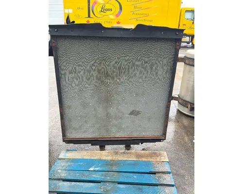 DETROIT DD15 Radiator