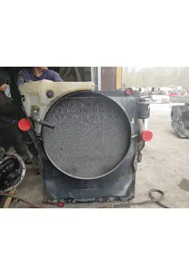 DETROIT DD15 Radiator