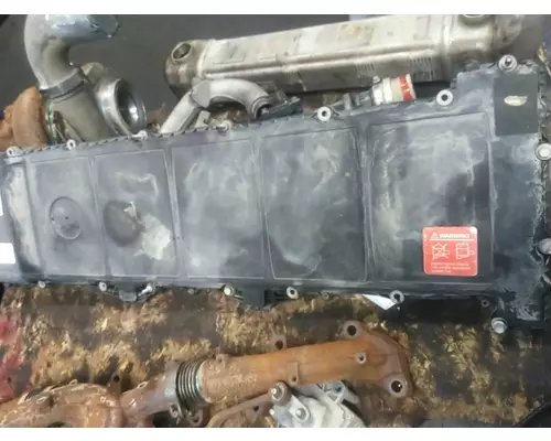 DETROIT DD15 VALVE COVER