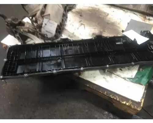 DETROIT DD15 VALVE COVER