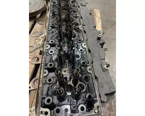 DETROIT DD16 Cylinder Head