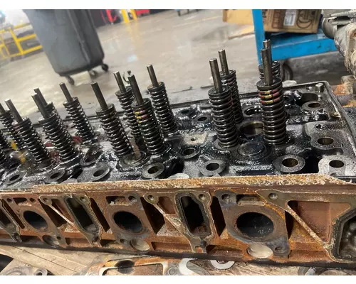 DETROIT DD16 Cylinder Head