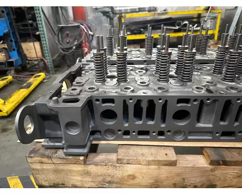 DETROIT DD16 Engine Assembly