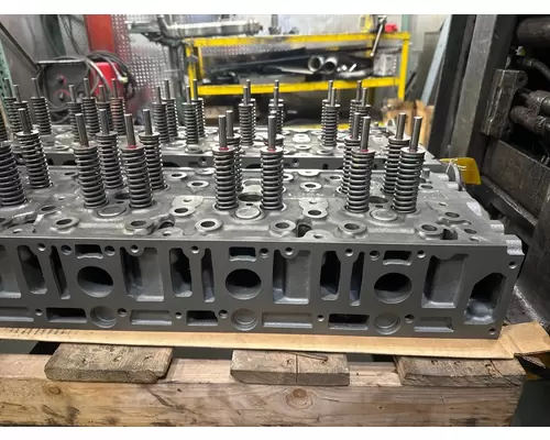 DETROIT DD16 Engine Assembly