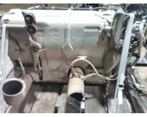 DETROIT DD5 DPF ASSEMBLY (DIESEL PARTICULATE FILTER)