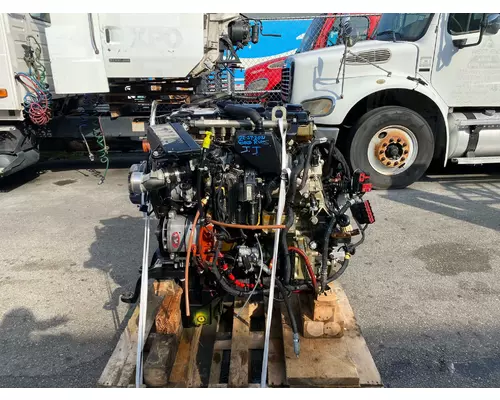 DETROIT DD5 Engine Assembly