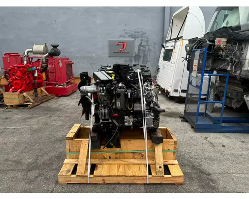 DETROIT DD5 Engine Assembly