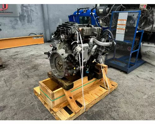 DETROIT DD5 Engine Assembly