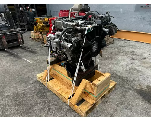 DETROIT DD5 Engine Assembly