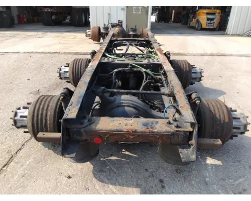 DETROIT RT40-NFDFR285 CUTOFF - SINGLE AXLE