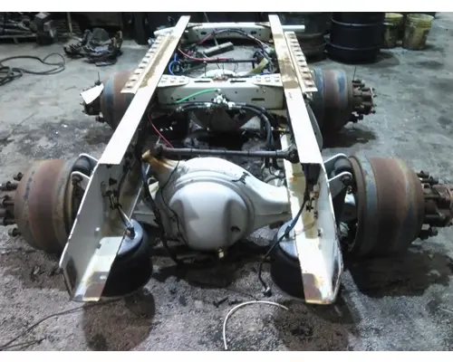 DETROIT RT40-NFDFRTBD CUTOFF - SINGLE AXLE