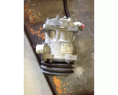 DETROIT SERIES 60 12.7 Air Conditioner Compressor