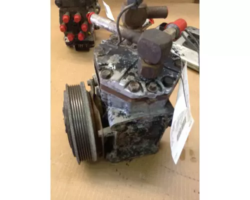 DETROIT SERIES 60 12.7 Air Conditioner Compressor