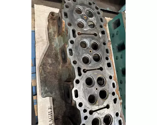 DETROIT Series 60 11.1 DDEC III Cylinder Head