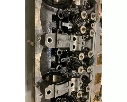 DETROIT Series 60 12.7 DDEC V Cylinder Head