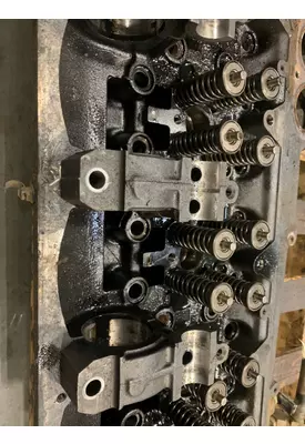 DETROIT Series 60 12.7 DDEC V Cylinder Head