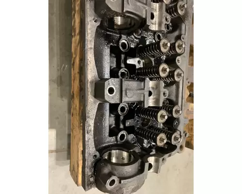 DETROIT Series 60 12.7 DDEC V Cylinder Head