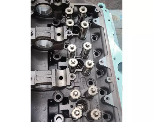 DETROIT Series 60 14.0 DDEC IV Cylinder Head