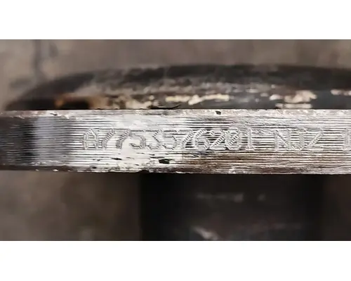 DETROIT  Axle Shaft