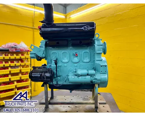 DETROIT  Engine Assembly
