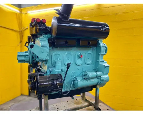 DETROIT  Engine Assembly
