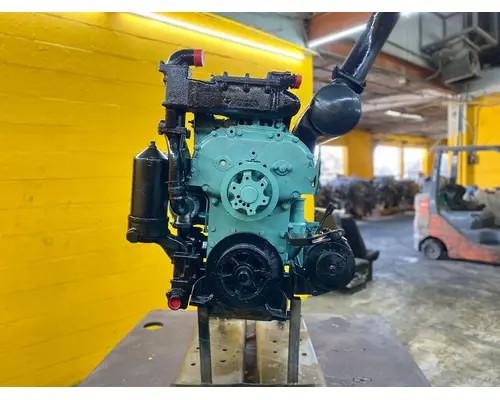 DETROIT  Engine Assembly