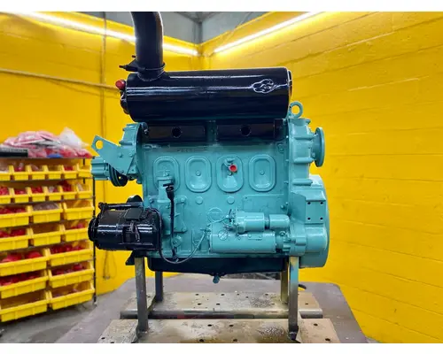 DETROIT  Engine Assembly
