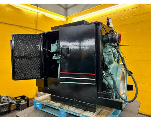 DETROIT  Engine Assembly