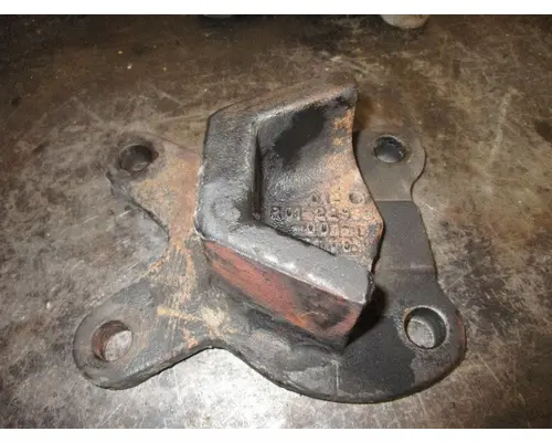 DETROIT  Engine Mounts