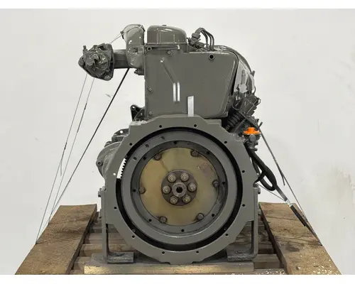 DEUTZ F4L912 Engine Assembly