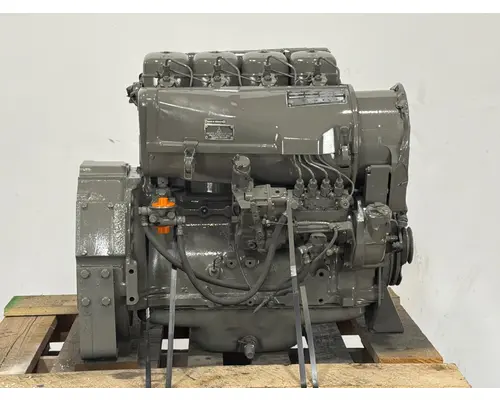 DEUTZ F4L912 Engine Assembly